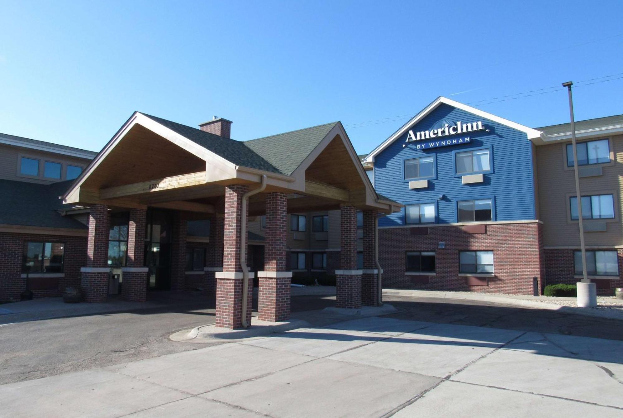 Americinn By Wyndham Lincoln South Exterior photo